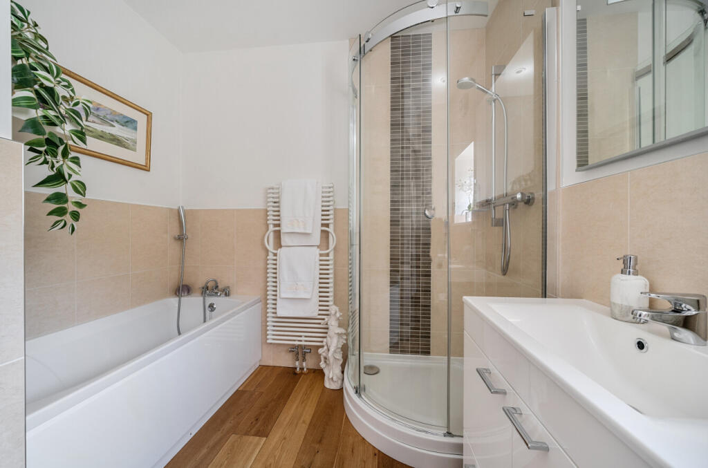 1309824-17-6852fe...