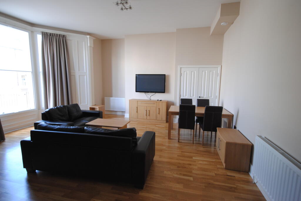 100.JPG