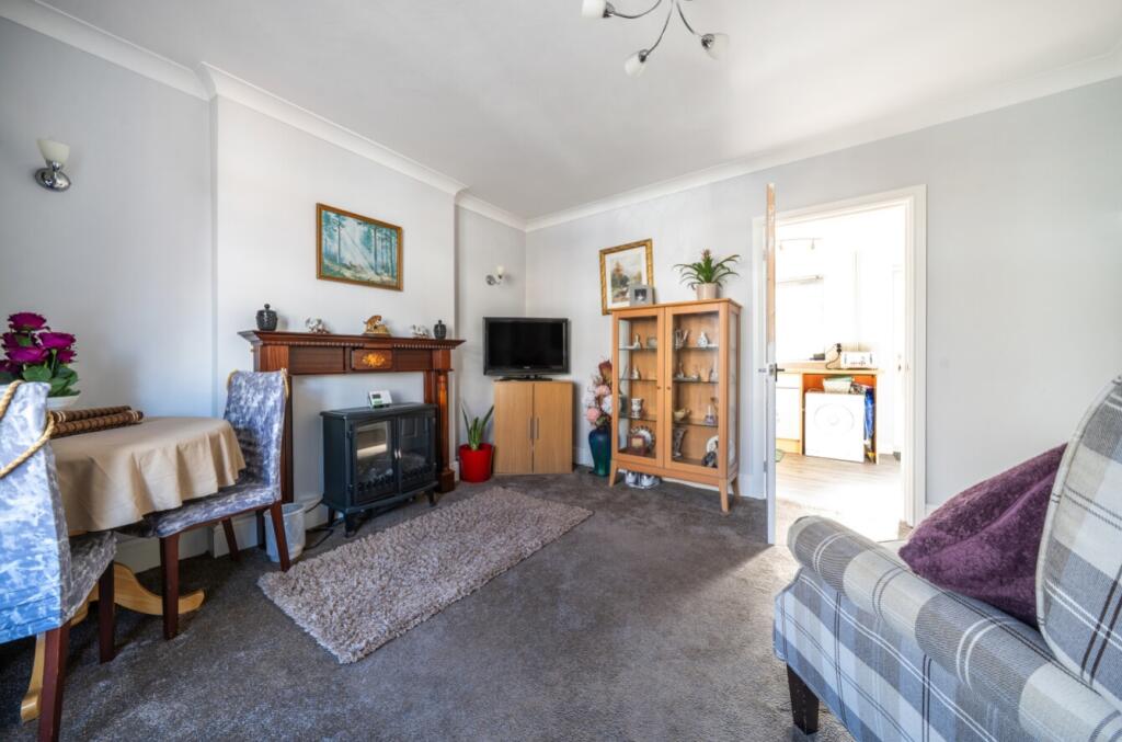 67bf2472dfb27-l-1251861 (11)