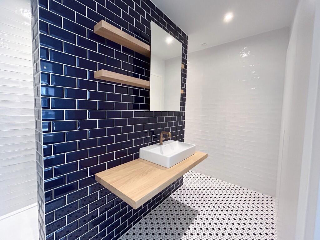 Master Ensuite 