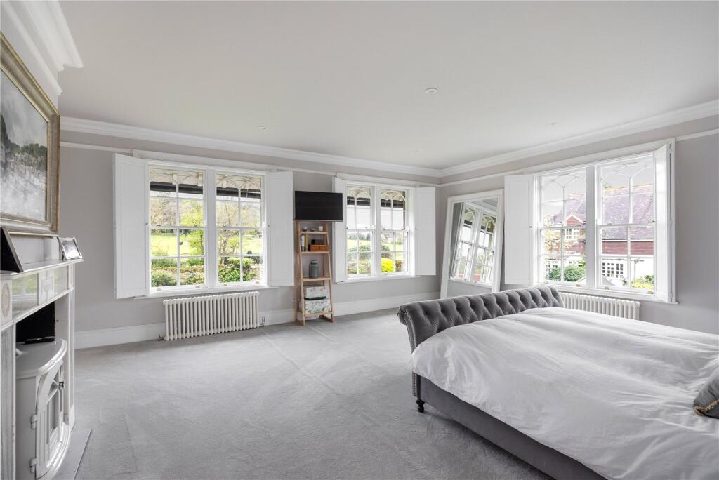 Prinicpal Bedroom