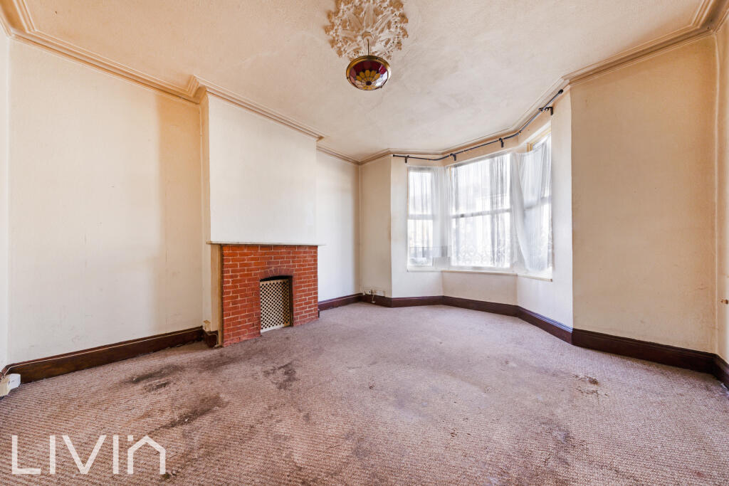 CLARENDON ROAD, 21-124