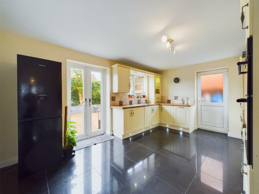 CAM01993G0-PR0133-ST