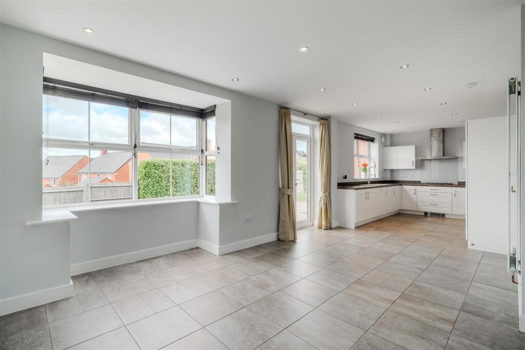 Open Plan Living-6.jpg