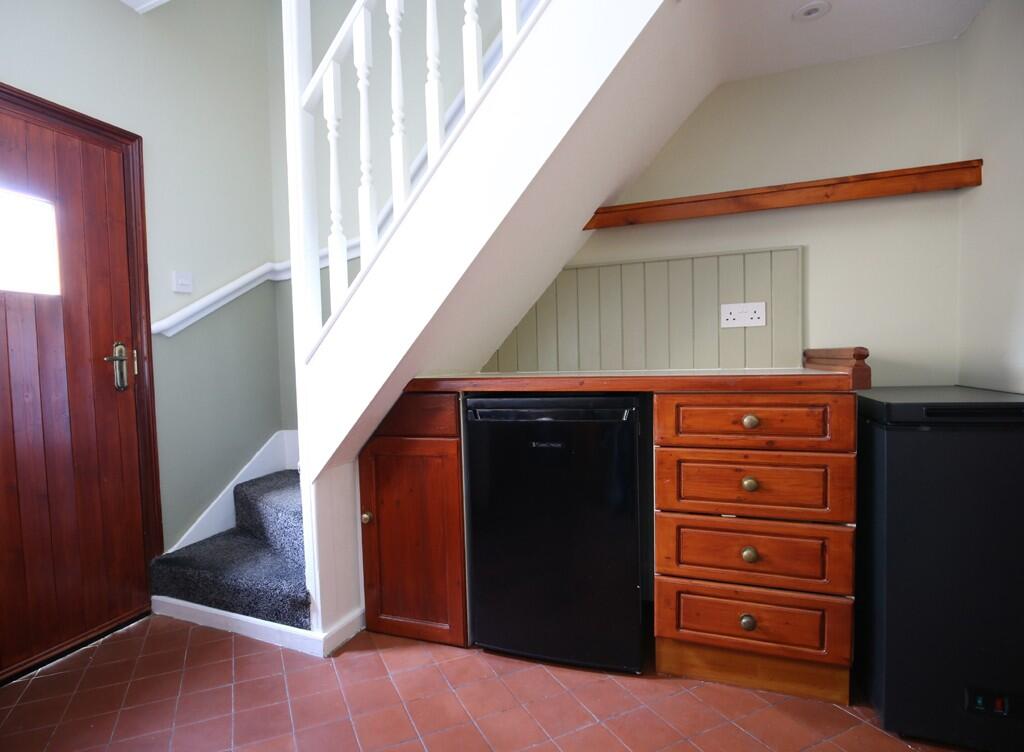 Kitchen/dining