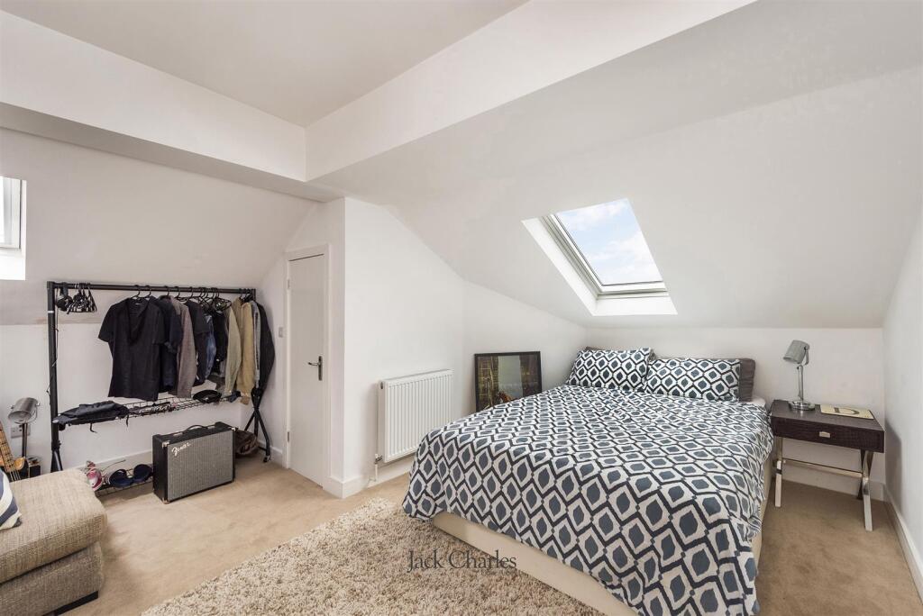 Flat 3, 3 Park Rd, Tn4 9JN 001.jpg