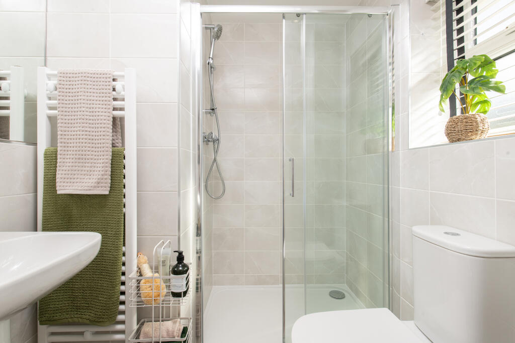 011 DWNE MeadowHill Throckley Hadley 3bed