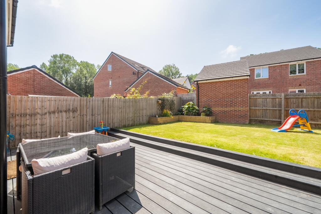 1329501-16-6883c9350ed54