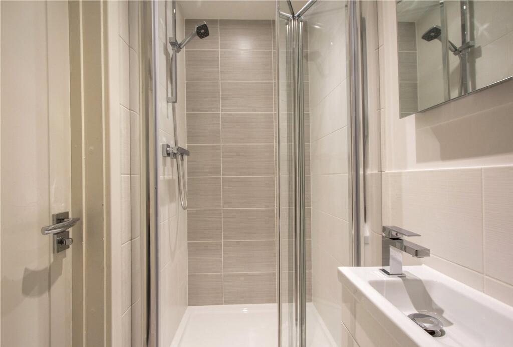 En-Suite Shower