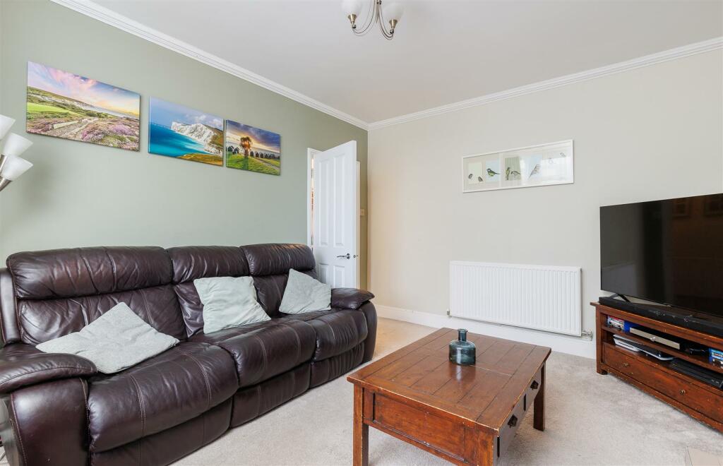 Sitting Room 2.jpg