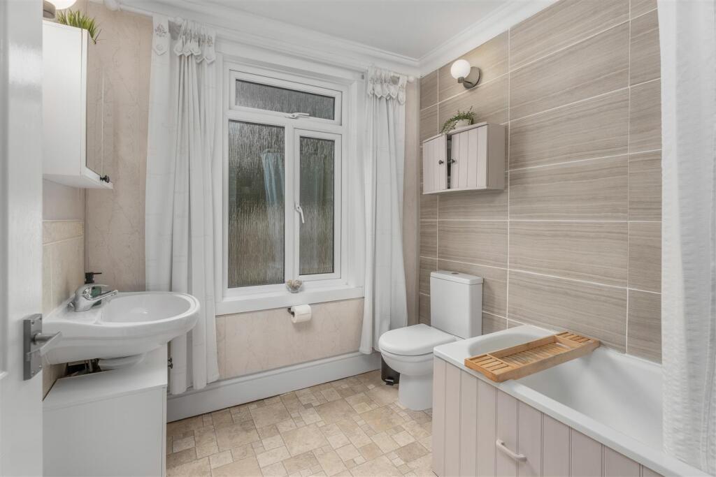 3 Old Parr Close, Banbury-24.jpg