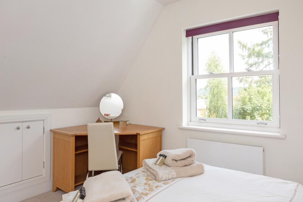 4 Cromwell Garden...