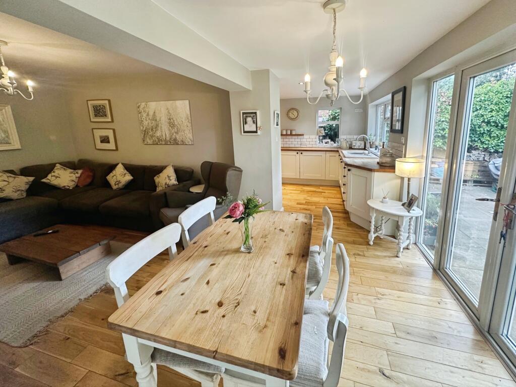 Kitchen/Living Room