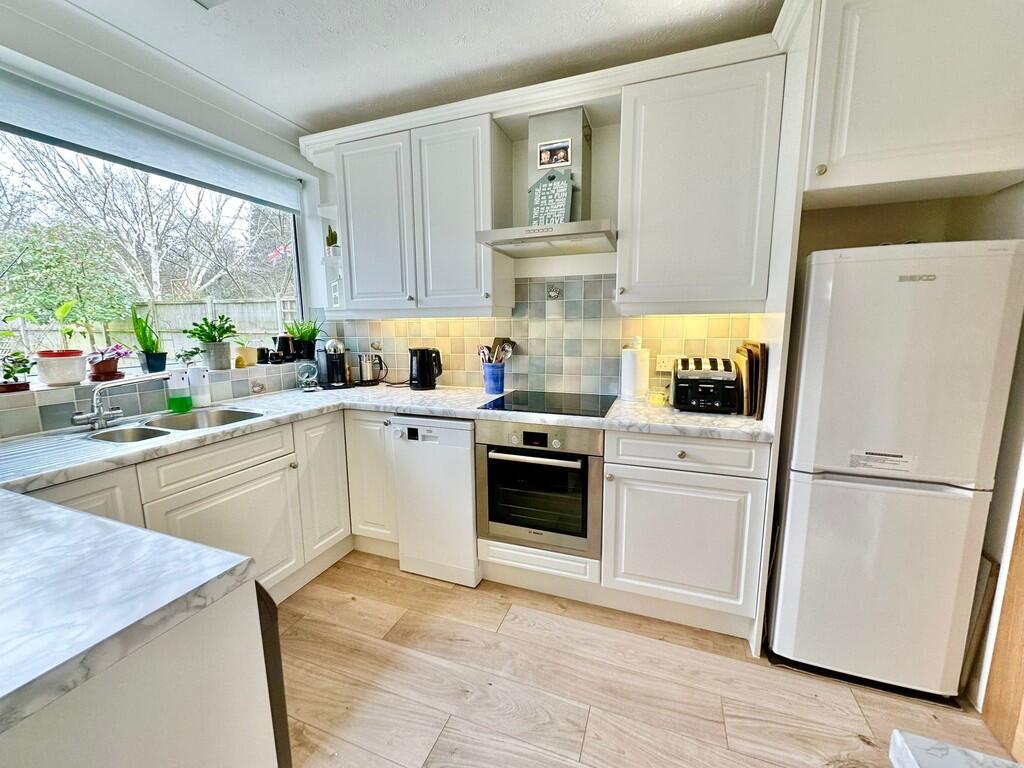 IMG-20250220-WA00...