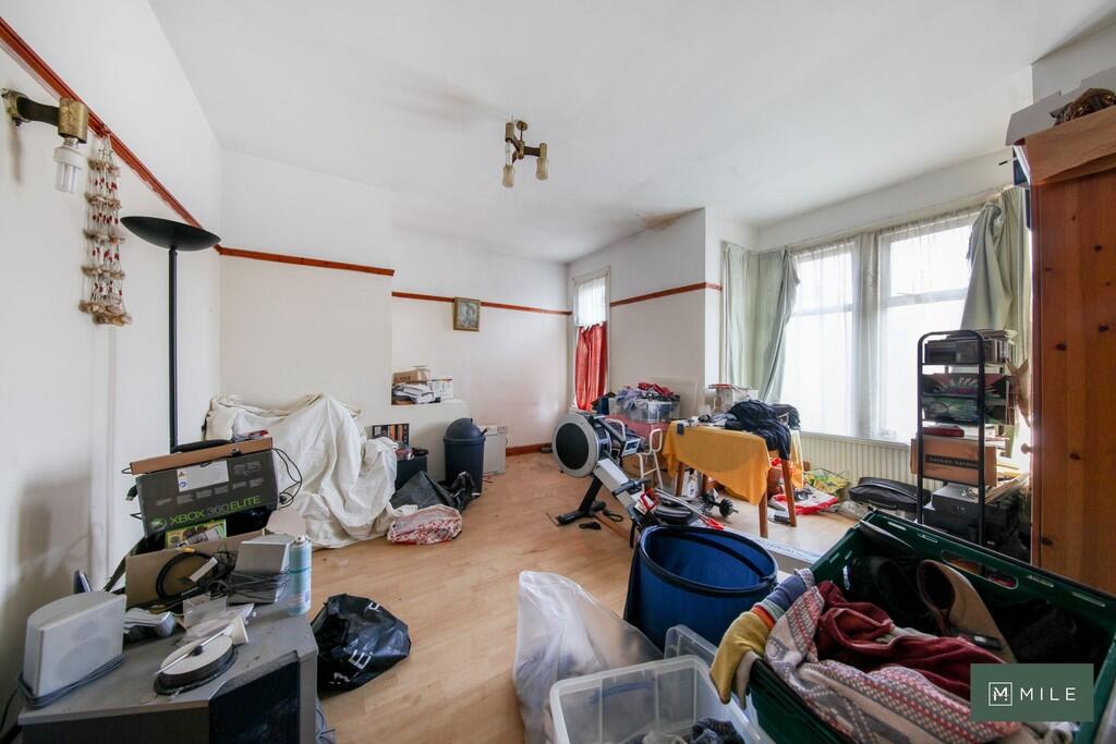 2 Cecil Road - d6...