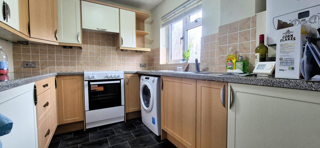 HARBOURNE GARDENS, SO30