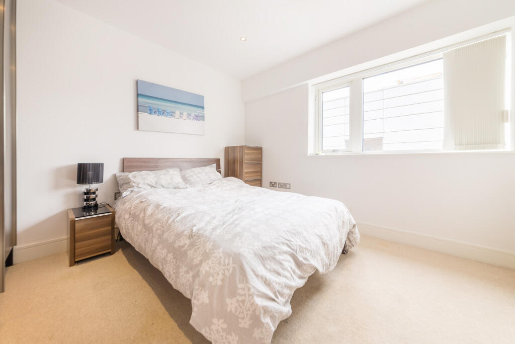Second bedroom