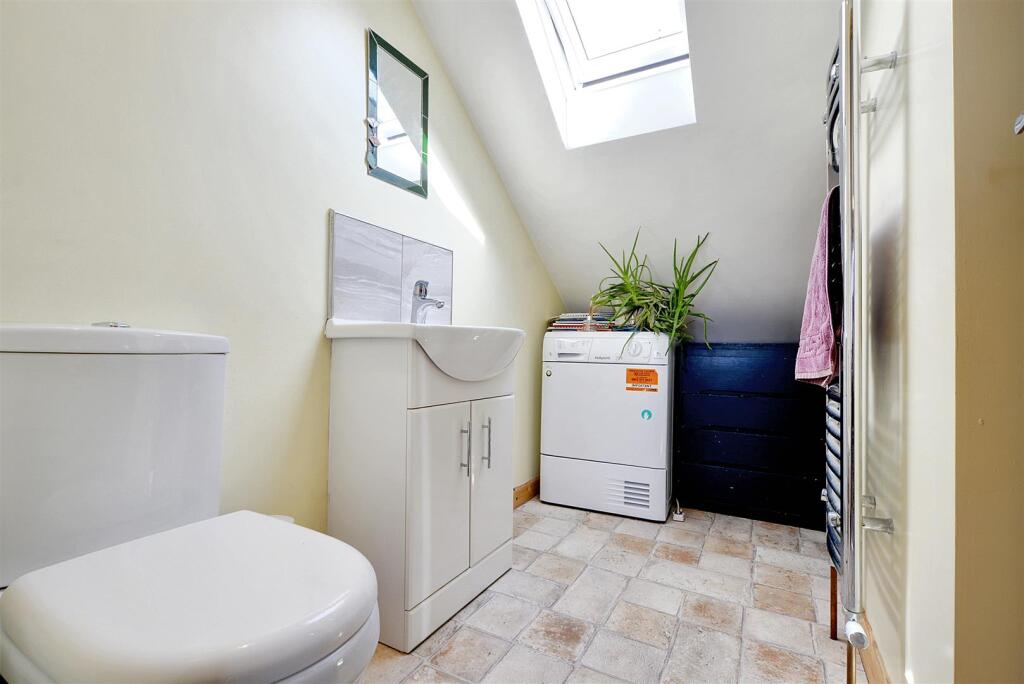 Ensuite_2.jpeg