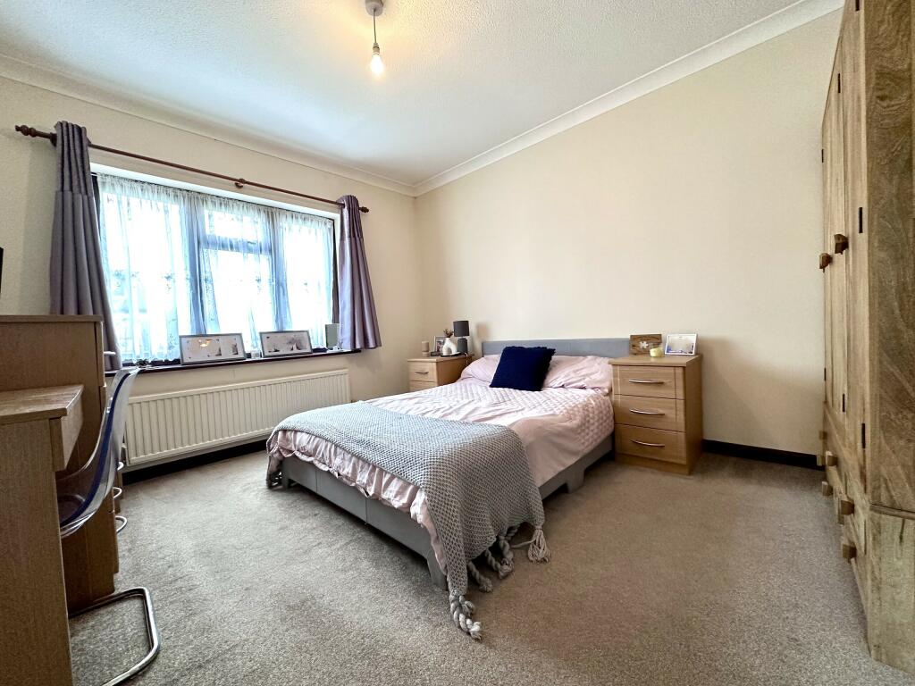 bed 1