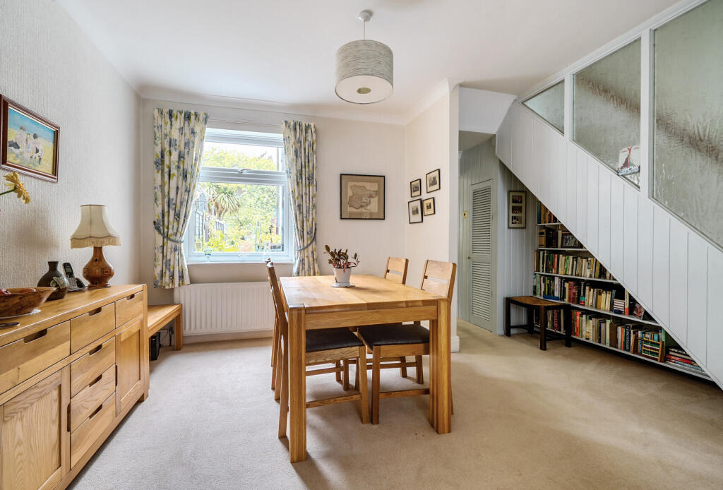 1340100-7-68a30cb...