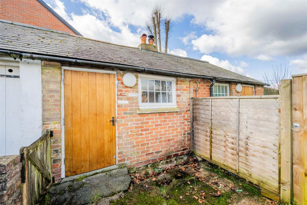 MINT COTTAGES, 2 (4).jpg