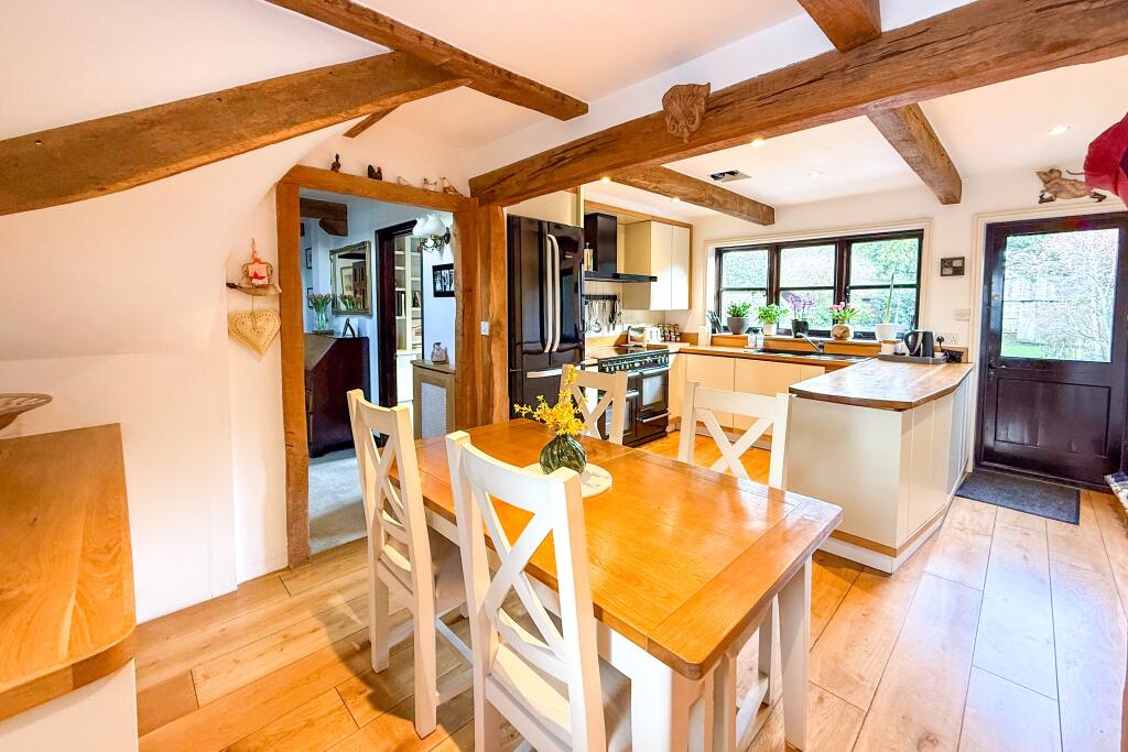 Kitchen/Breakfast Room