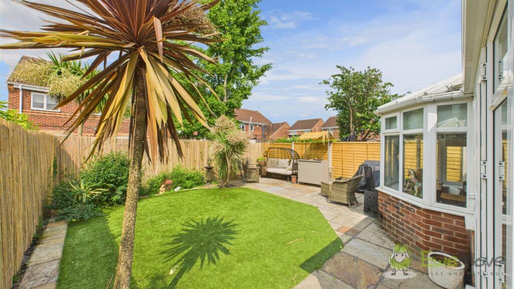 CAM02351G0-PR0070-STILL025