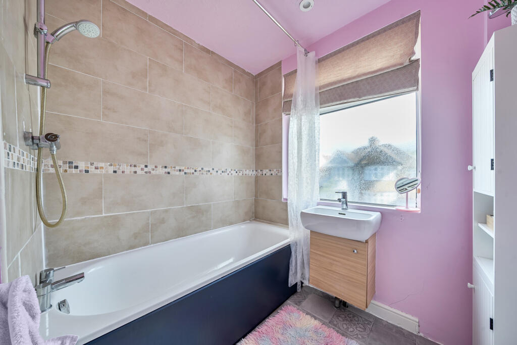 1347727-11-68b598...