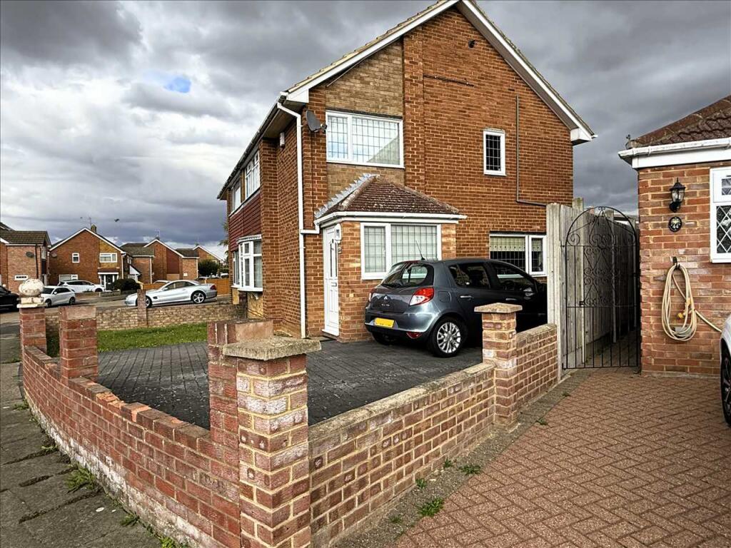 Frobisher Way, Riverview Park, Gravesend