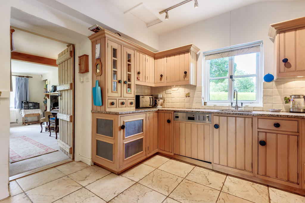 Fitted Kitchen