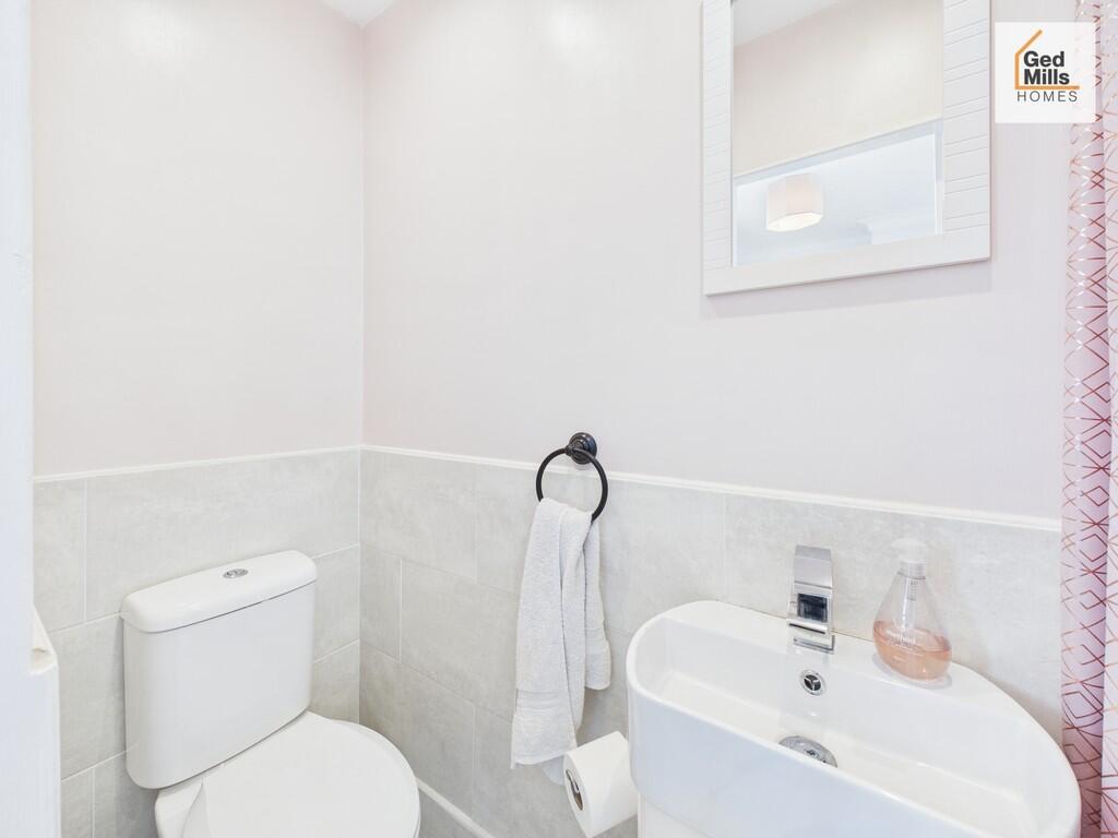 CAM04261G0-PR0114...