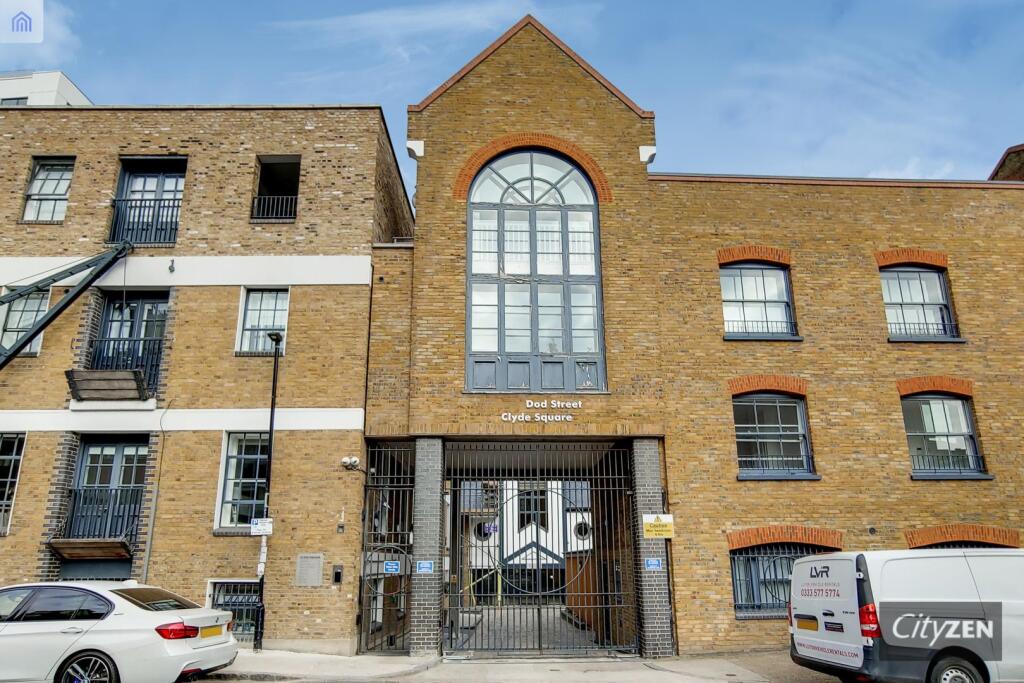 ENTRANCE TO DEVELOPMENT