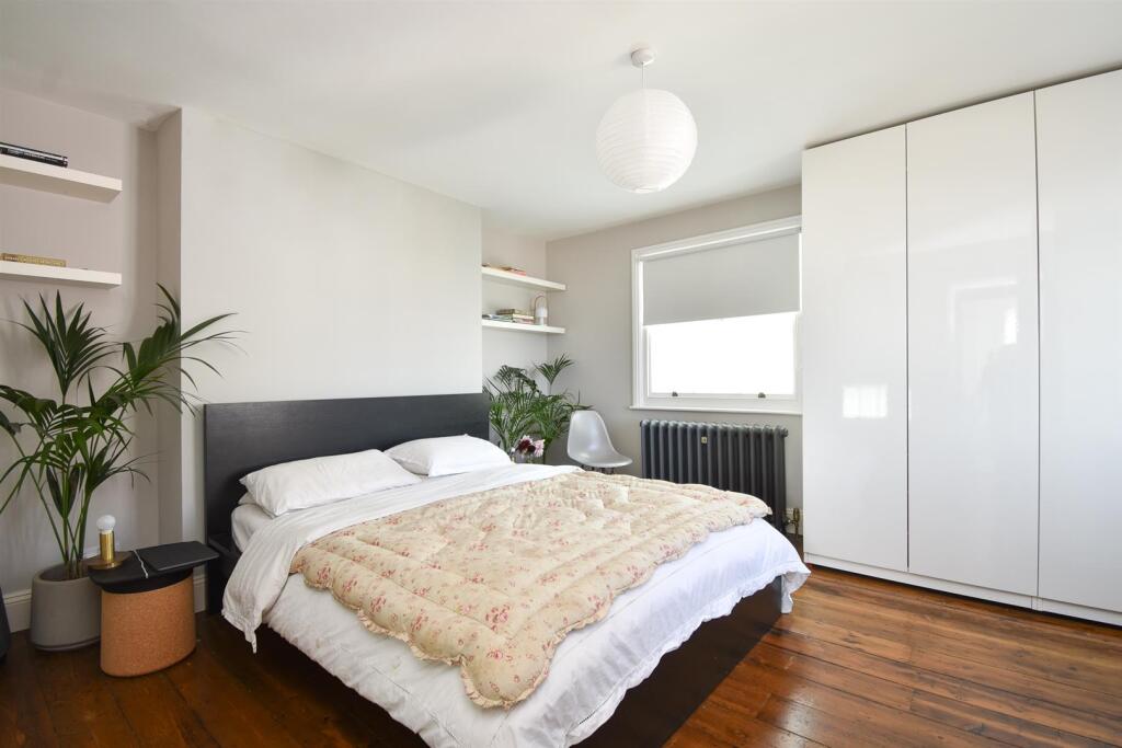 Bedrom