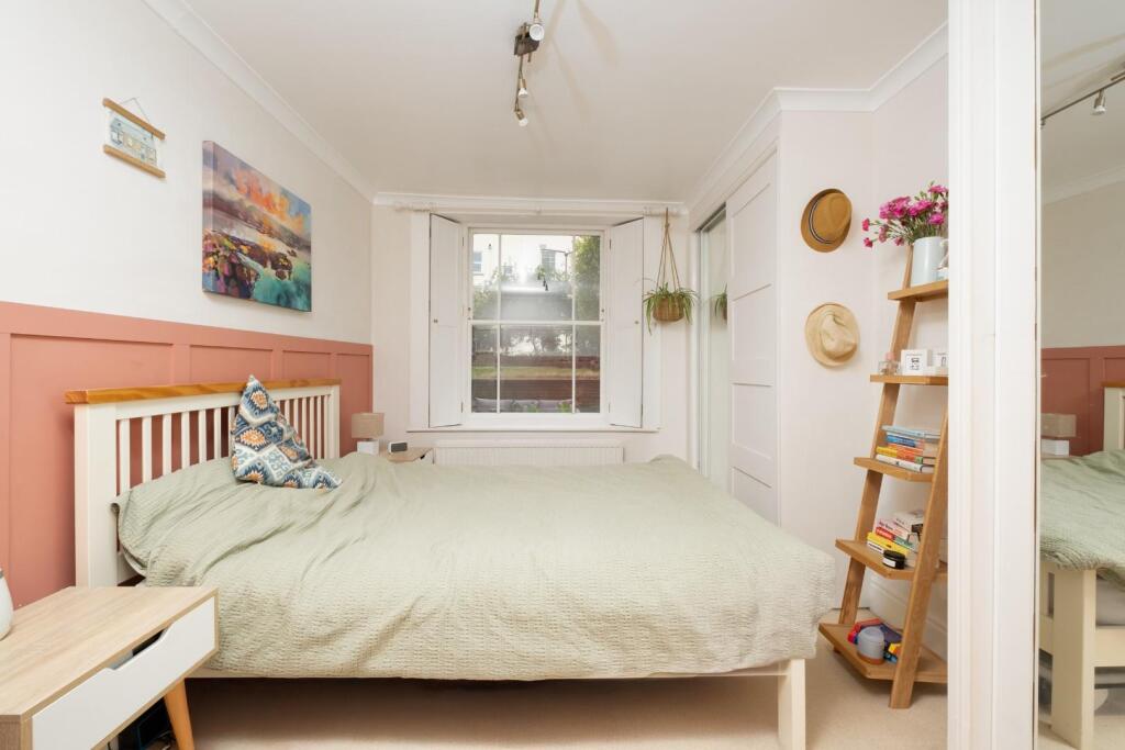 Garden Flat, 7 Cotham Side, BS6--6.jpg