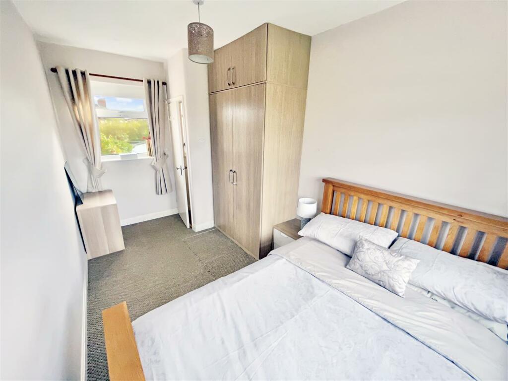 Bedroom 2 Aspect 2