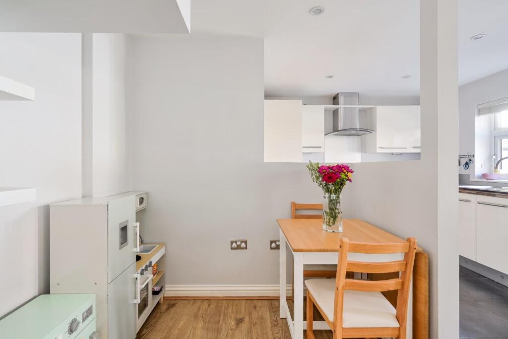 CRYSTAL PLACE (10).jpg