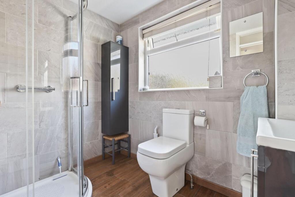 13-bb2eJHPropWorld - 97 Longton Grove - 39 (1)-med