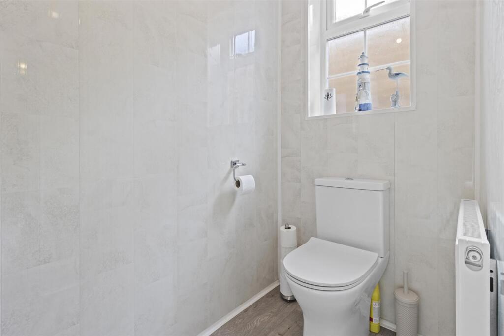 cloakroom.jpg