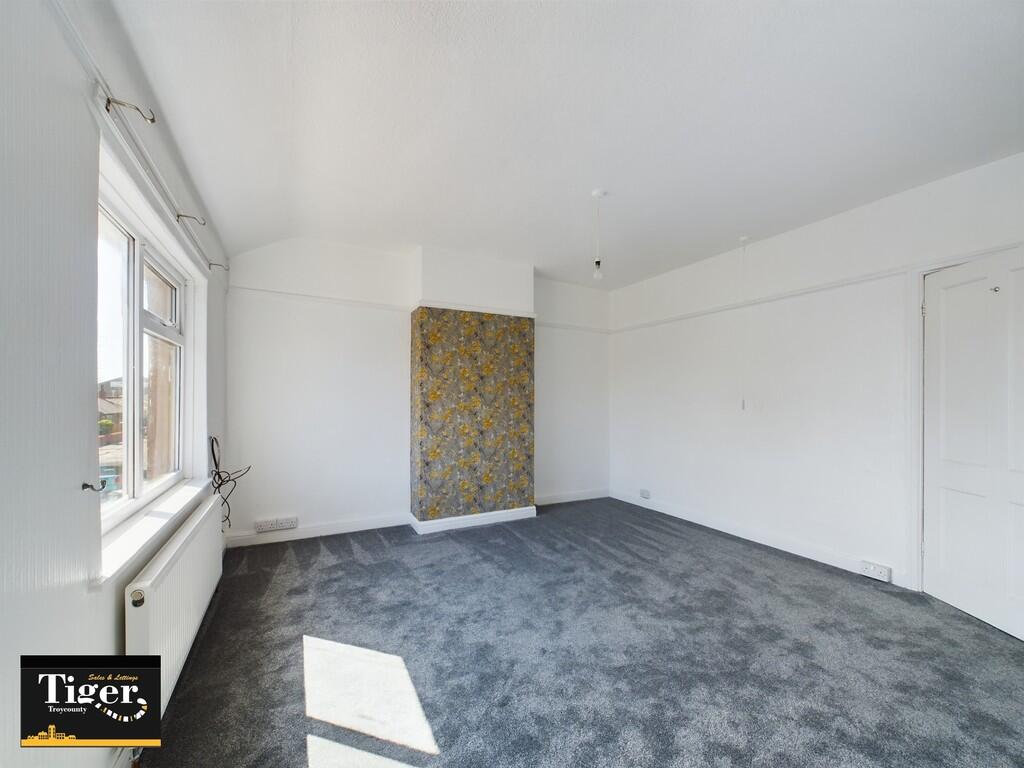 CAM02176G0-PR0298...