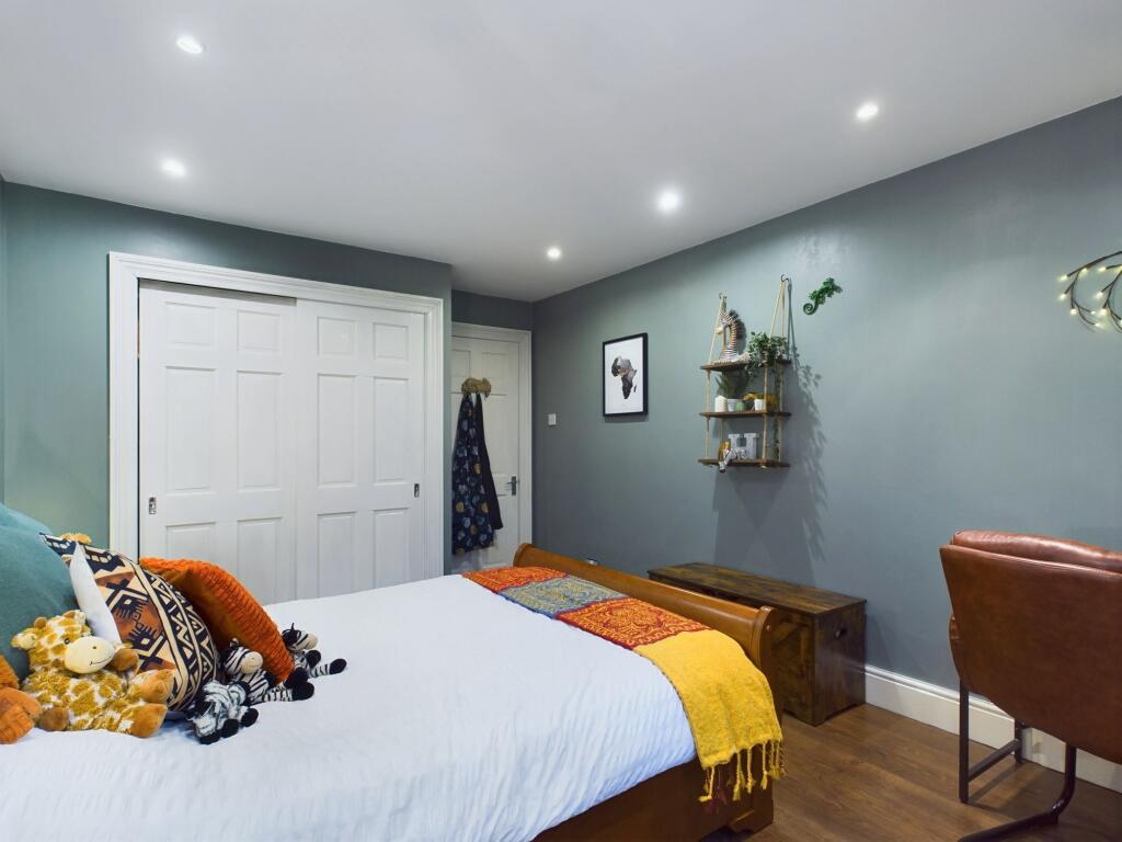 Bedroom 4