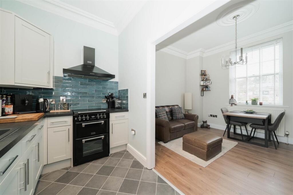 Kitchen-3.jpg