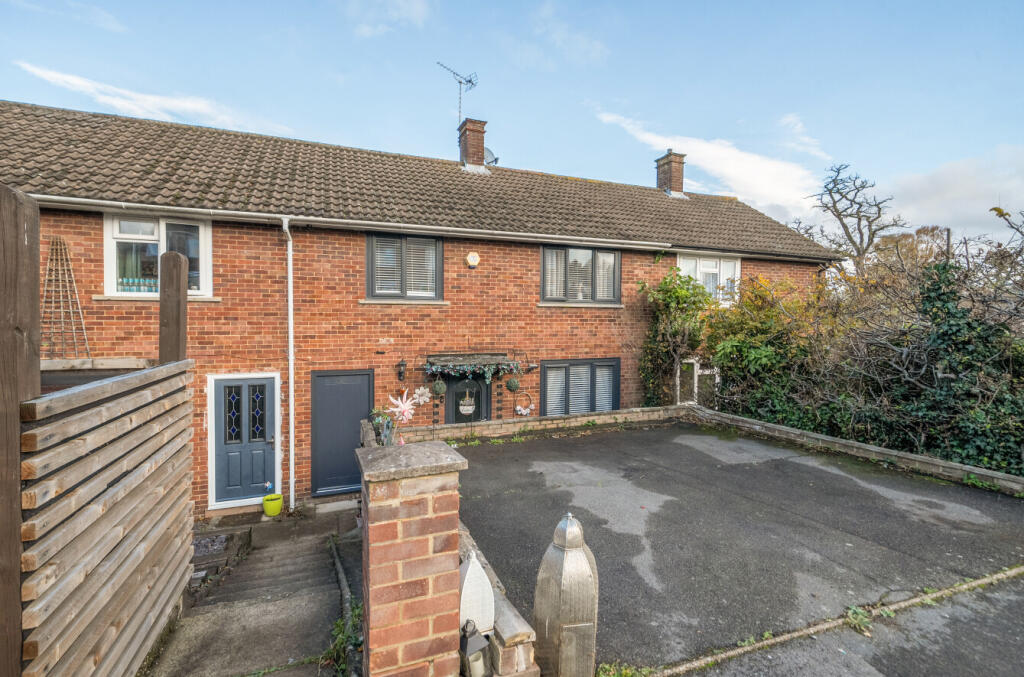 Pendine Place, Bracknell, Berkshire