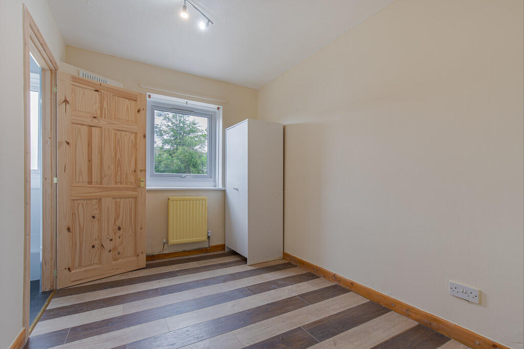 Bedroom1Angle1