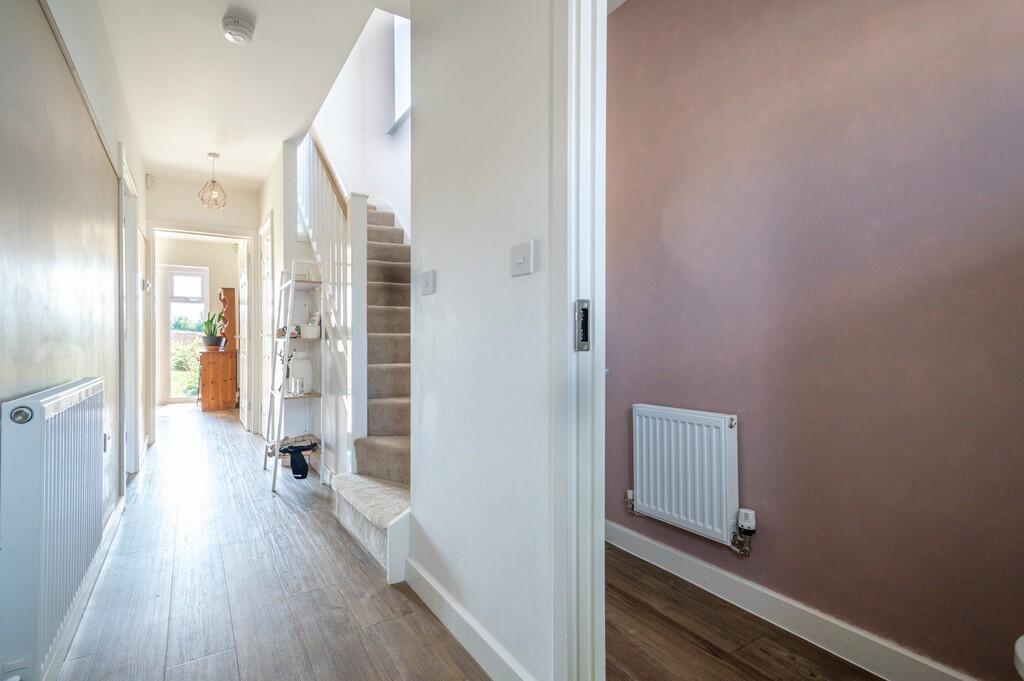 7 Bluebell Road-0...