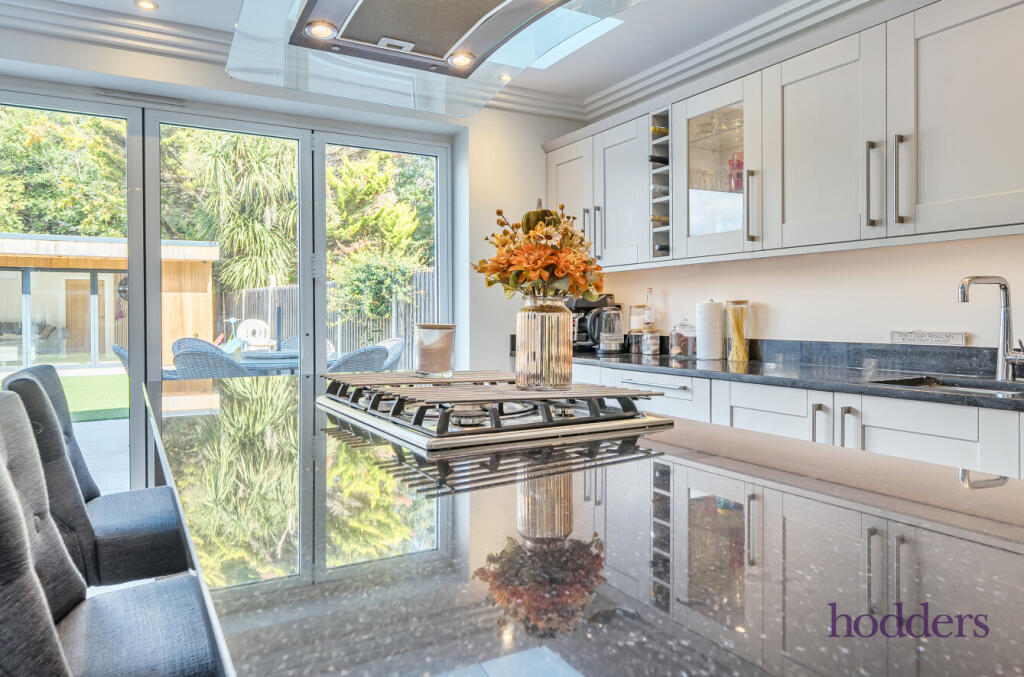 48df26c8-ef5a-4d8...