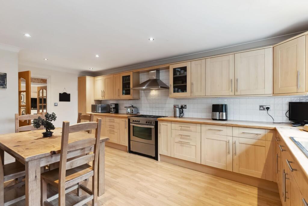 Kitchen / Breakfast room