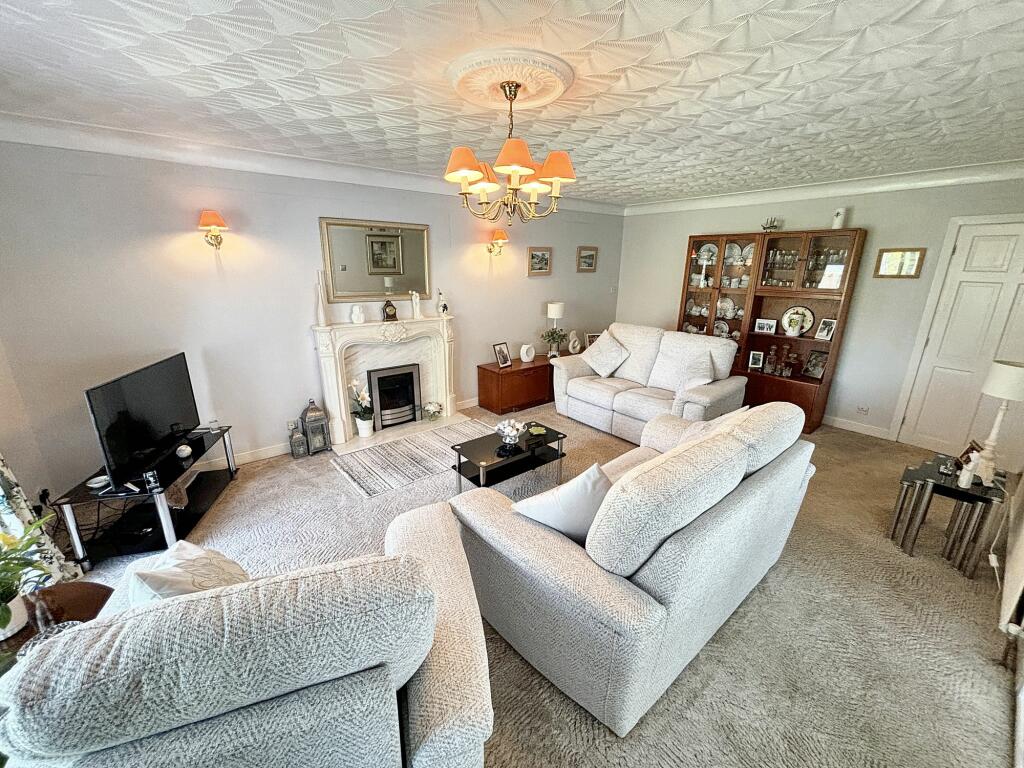 Lounge Additional