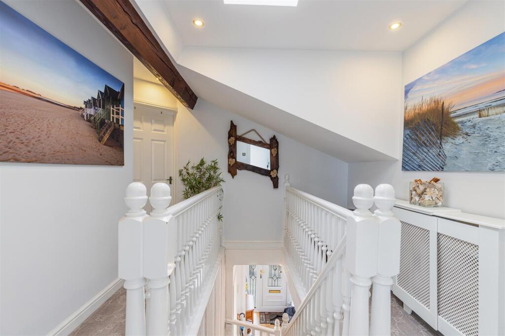 A34 - 83 Wheatlands Road, Paignton - 251001.jpg