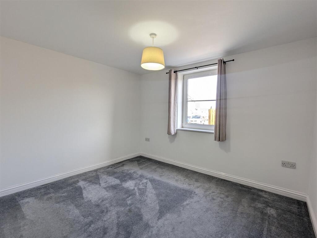 1 Chegwin Court Bedroom 1