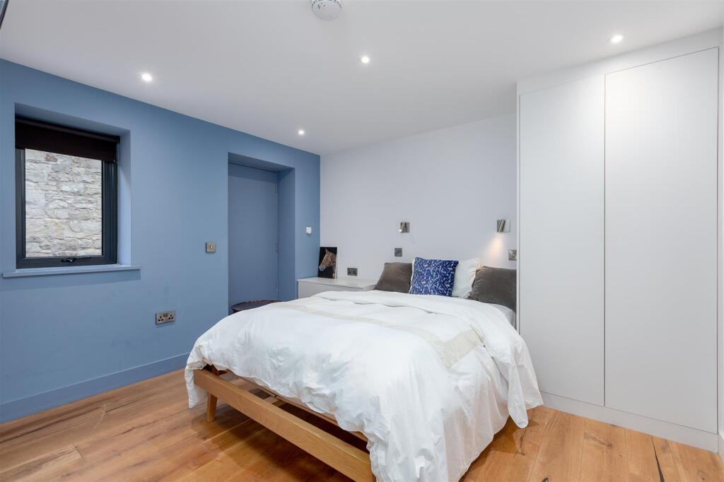 Annex Bedroom 2